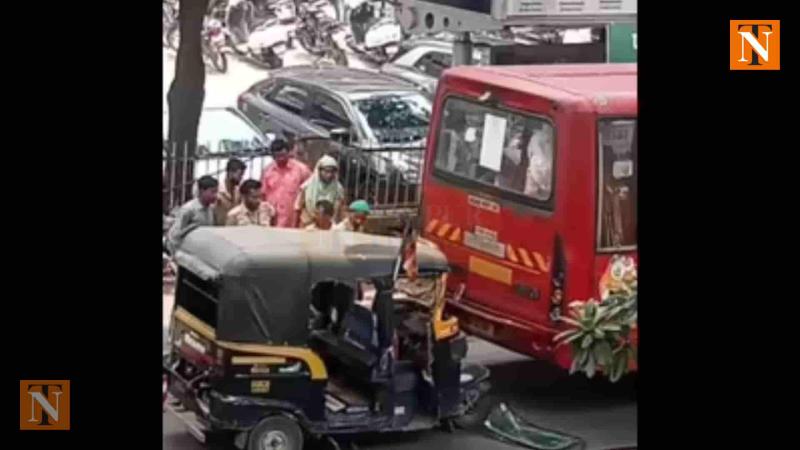 Auto-Rickshaw Crashes into ST Bus in Nagpur’s Sadar Area; No Injuries Reported
